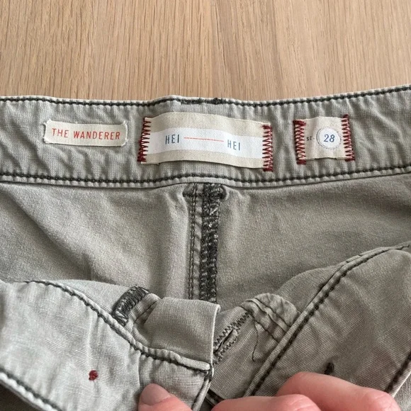 Hei Hei The Wanderer Cargo Shorts Sz 28 - Picture 4 of 7
